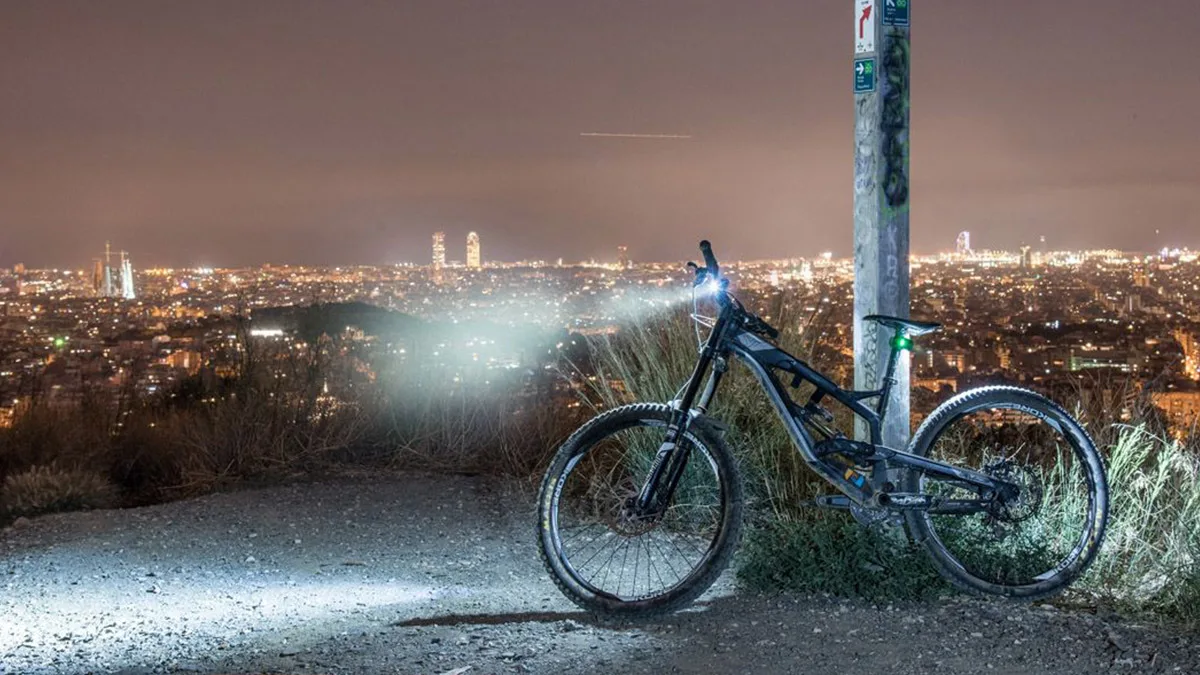 La iluminación en la bicicleta