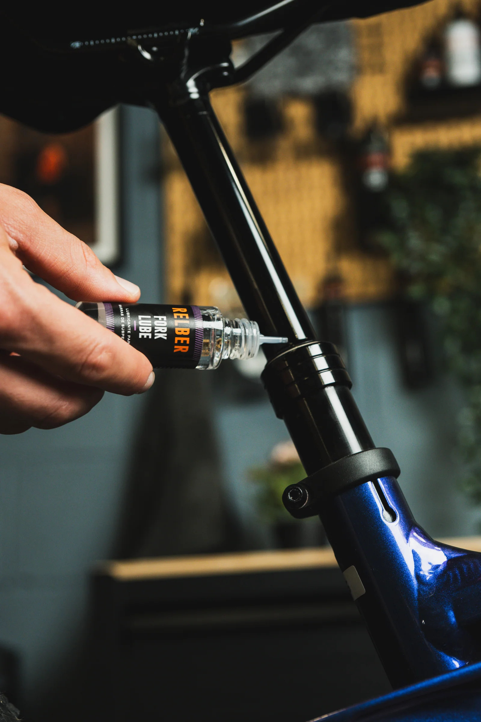 Lubricante Relber para barras de horquilla 30ml - Imagen 2